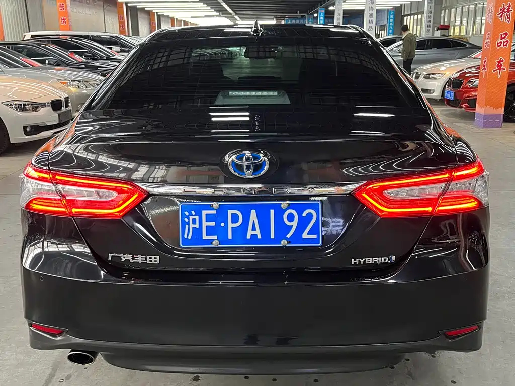 TOYOTA CAMRY 2023