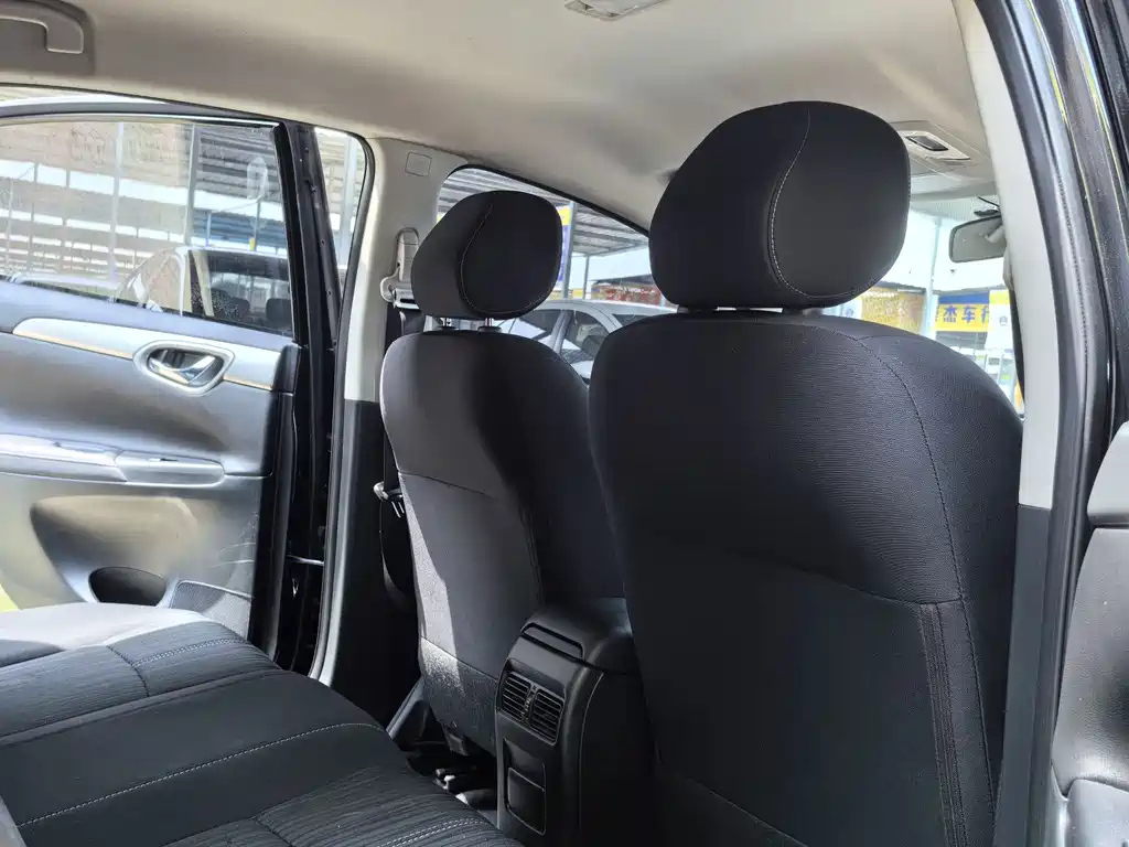 NISSAN SYLPHY 2022