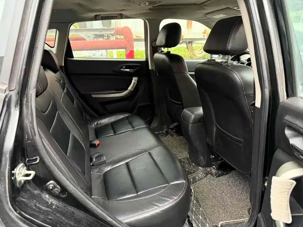 CHANGAN CS35 2012