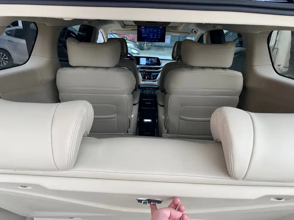 BUICK GL8 2023