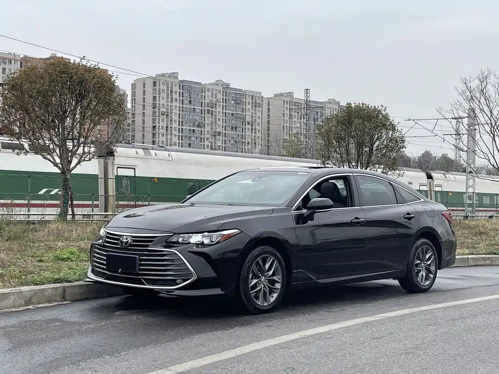 TOYOTA AVALON 2021