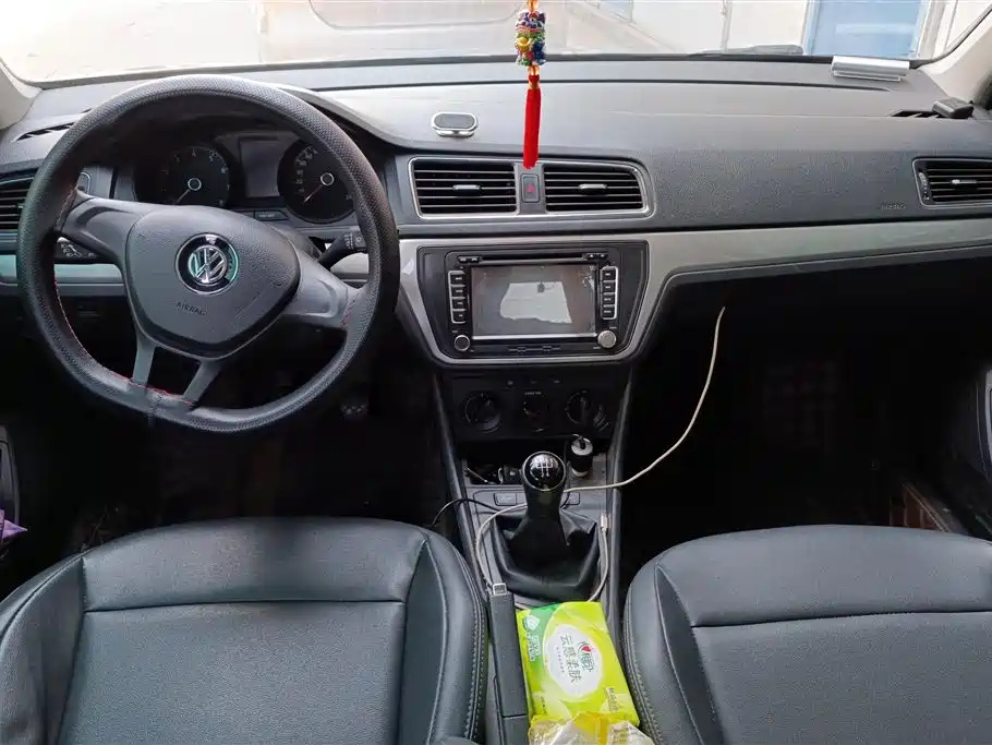 VOLKSWAGEN LAVIDA 2017