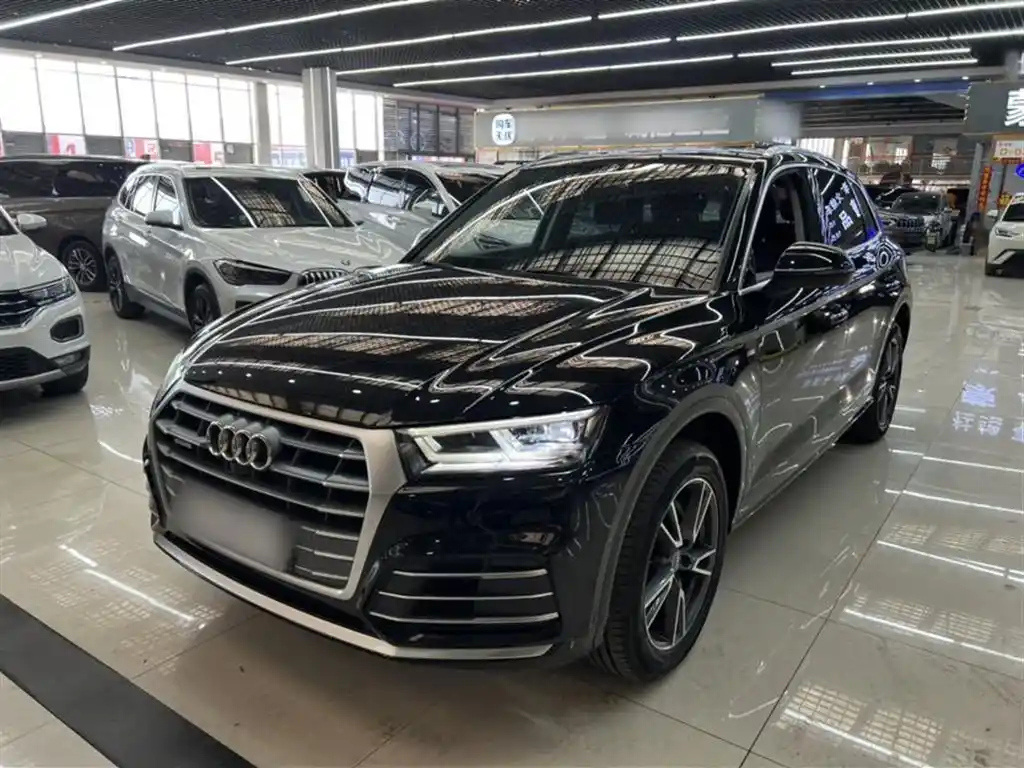 AUDI Q5L 2020