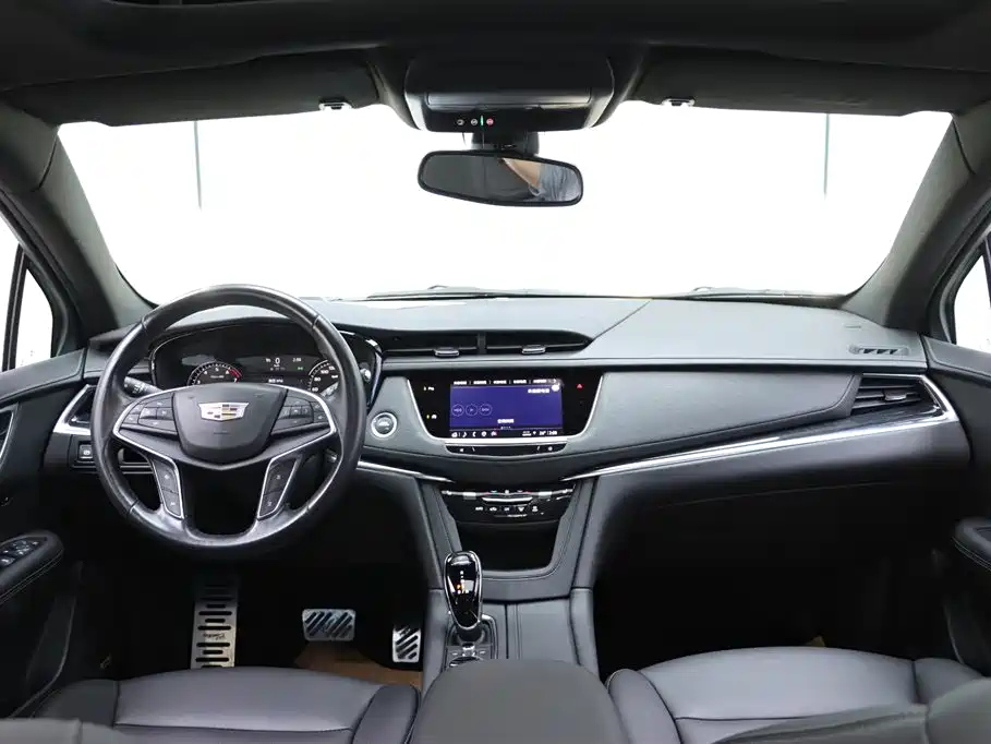 CADILLAC XT5 2023