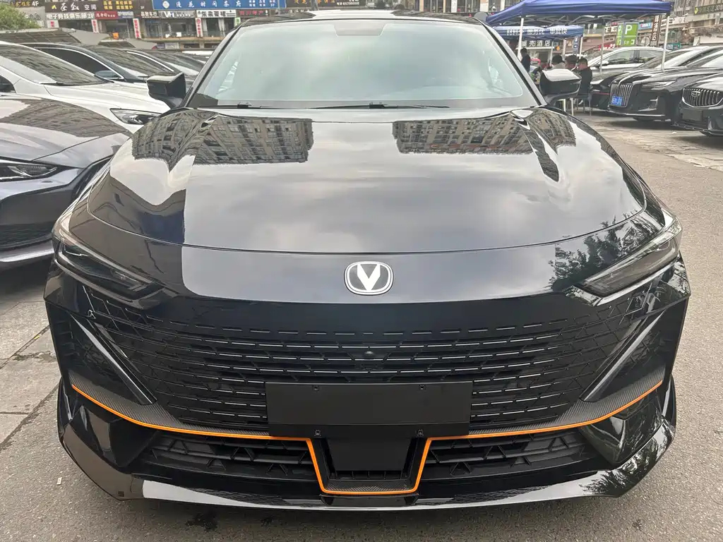 CHANGAN UNI-V 2023
