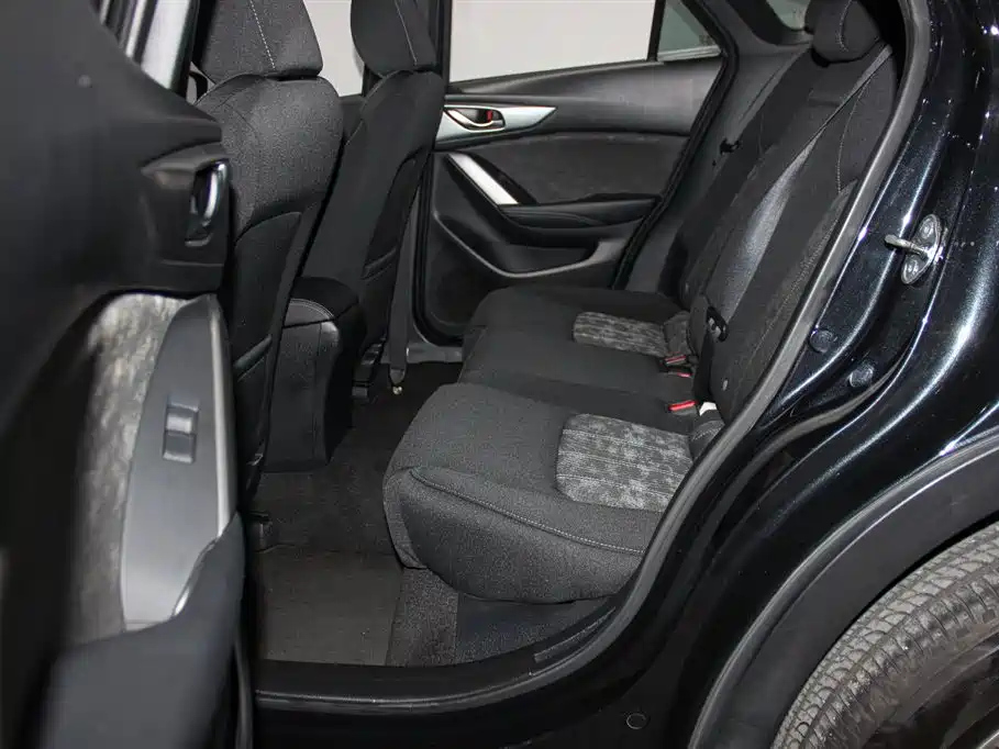 MAZDA CX-4 2016