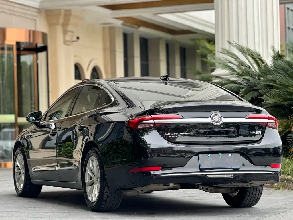 BUICK LACROSSE 2022