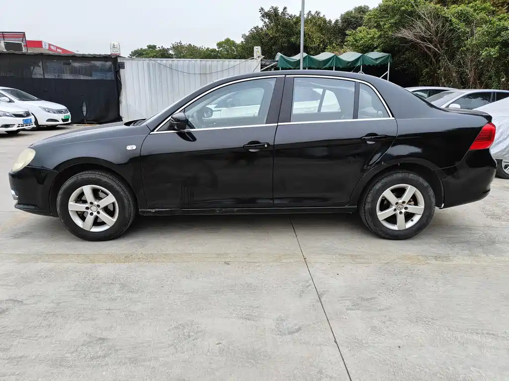 VOLKSWAGEN BORA 2009