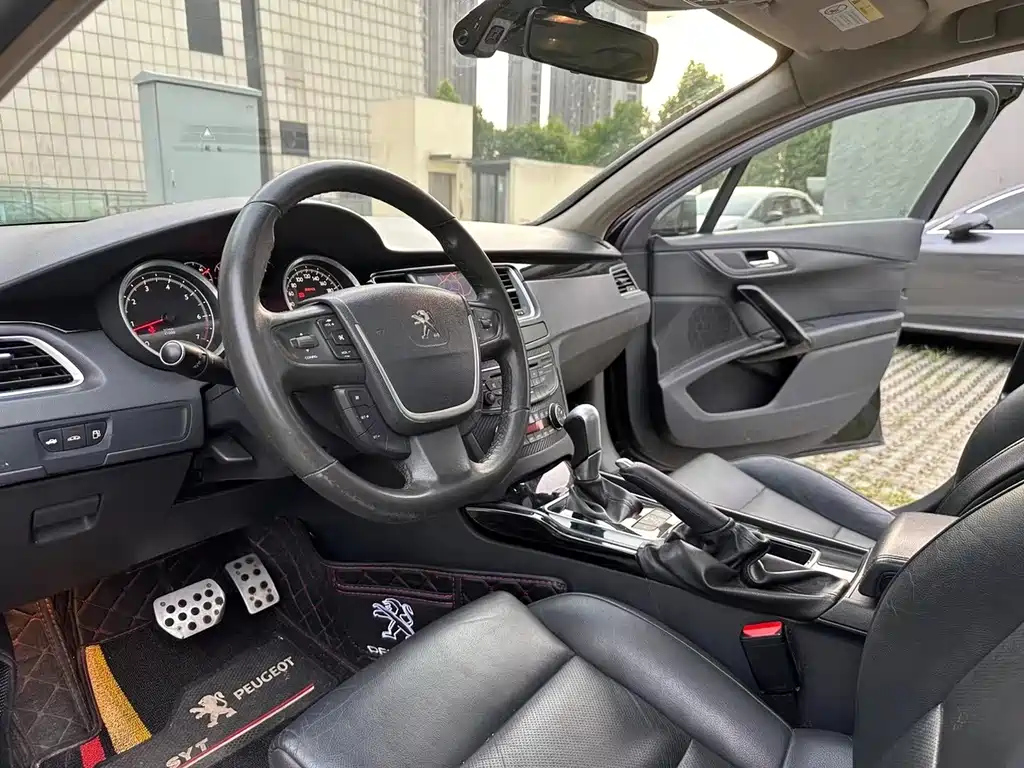 PEUGEOT 508 2011