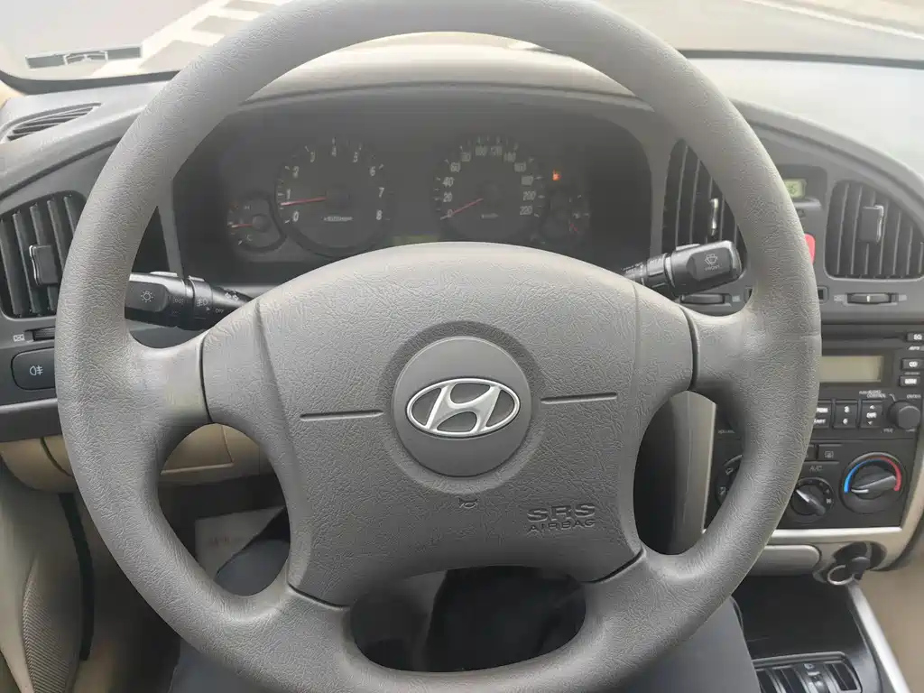 HYUNDAI ELANTRA 2011