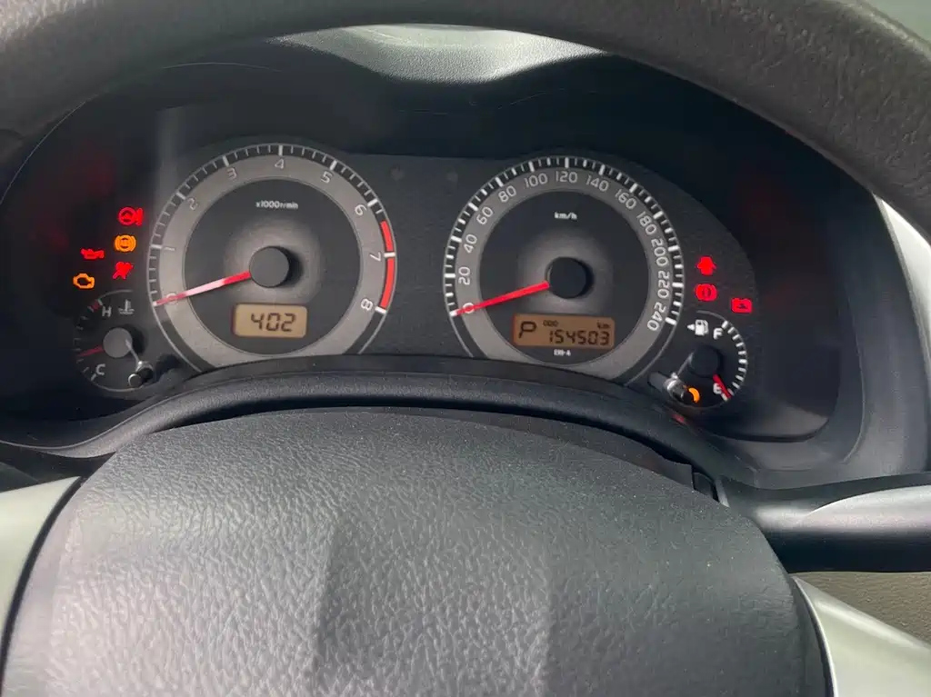 TOYOTA COROLLA 2013