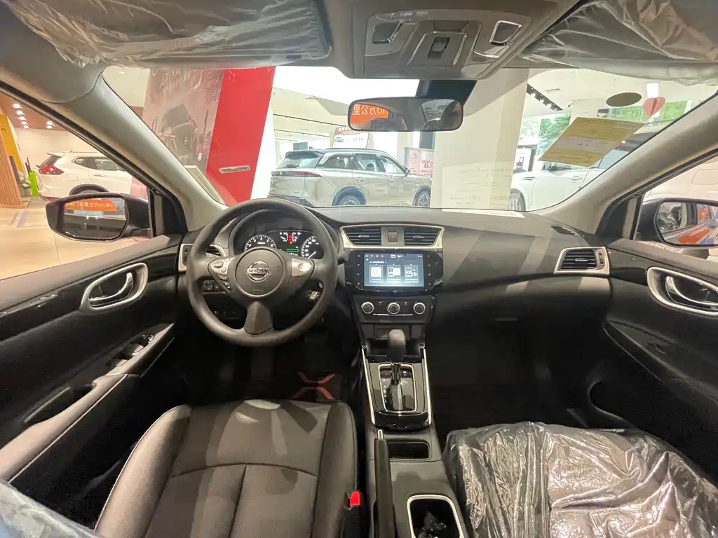 NISSAN SYLPHY 2024