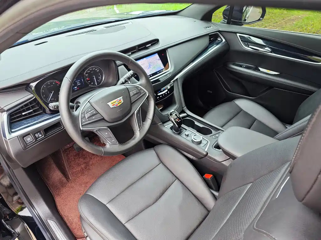 CADILLAC XT5 2023