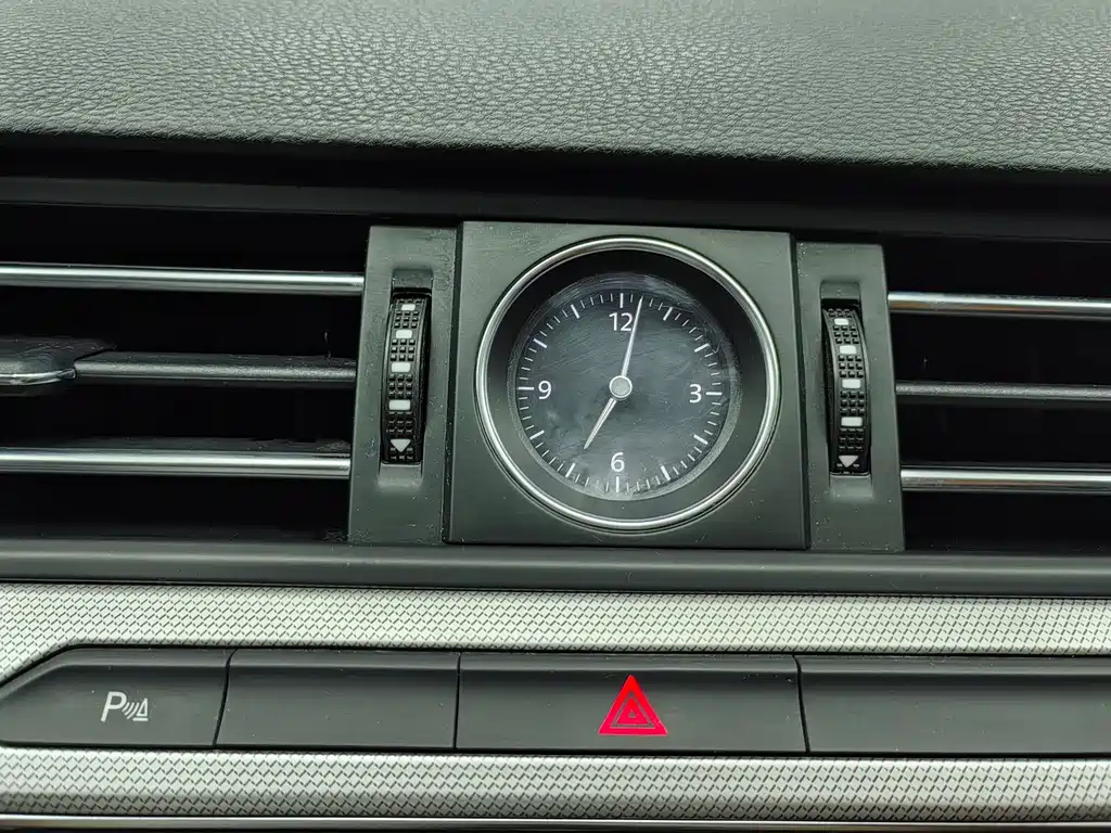 VOLKSWAGEN MAGOTAN 2020