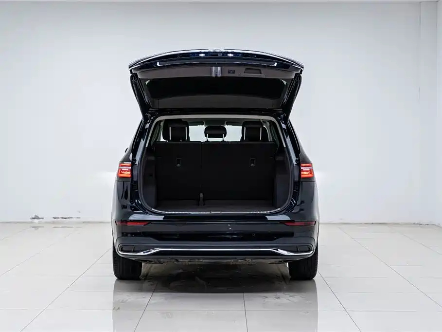 VOLKSWAGEN VILORAN 2021