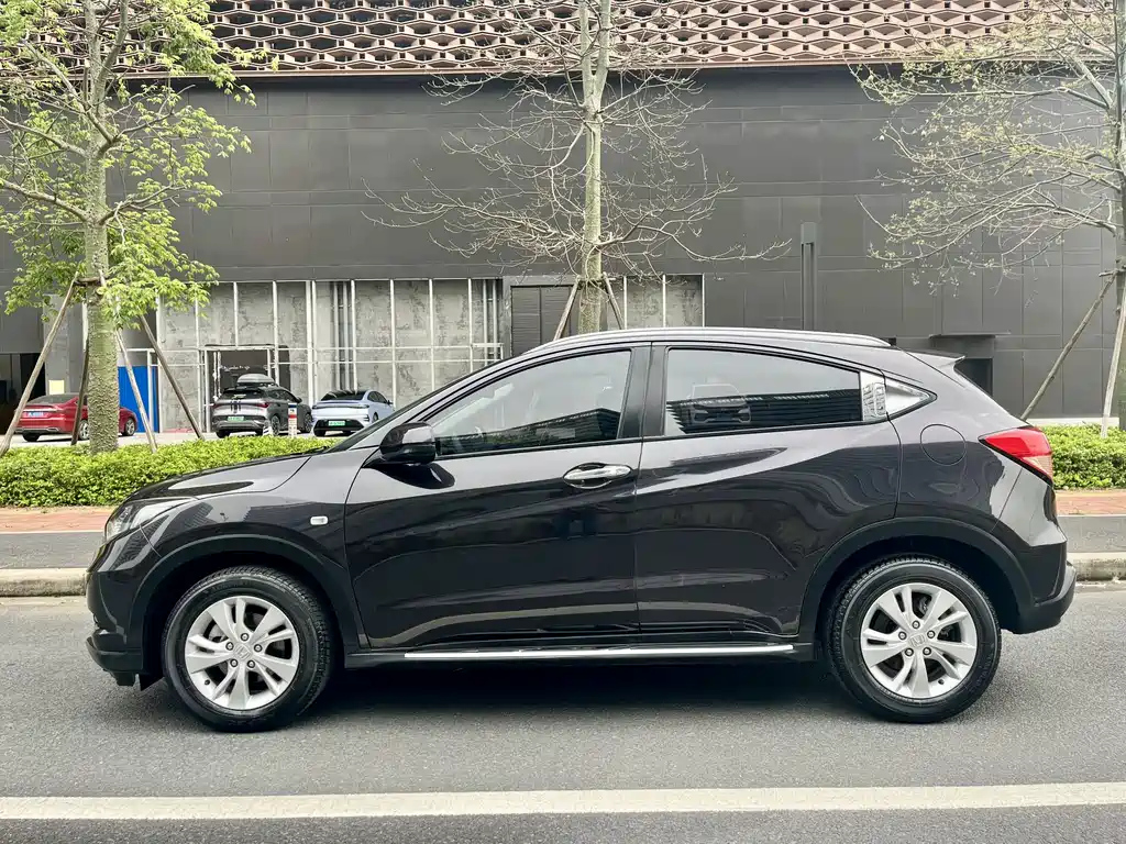 HONDA VEZEL 2017