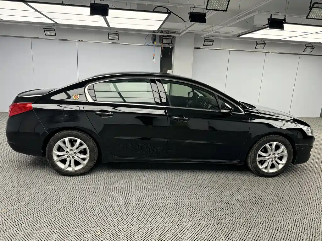 PEUGEOT 508 2012