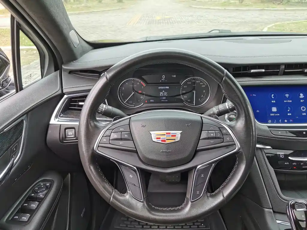CADILLAC XT5 2020