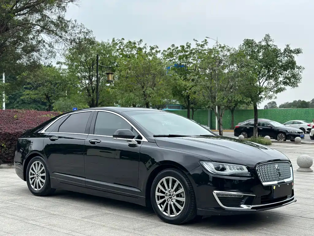 LINCOLN MKZ 2021