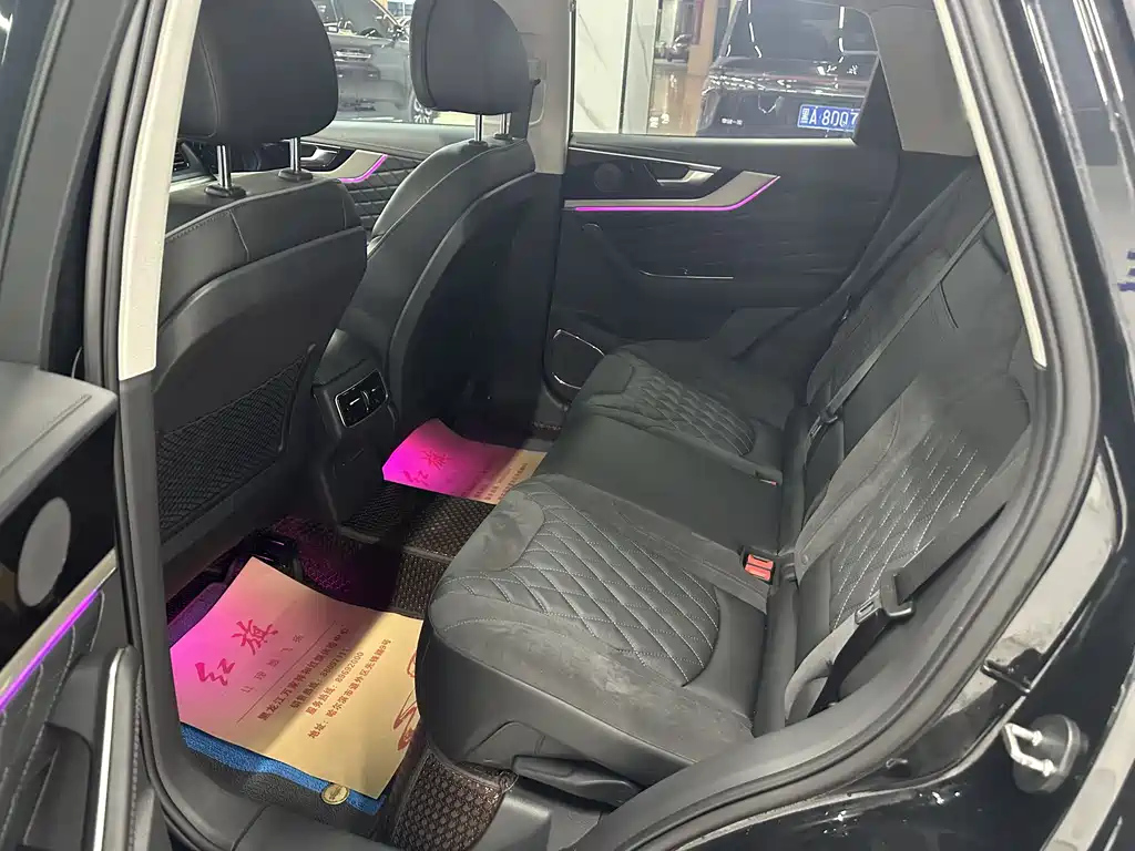 HONGQI HS5 2021