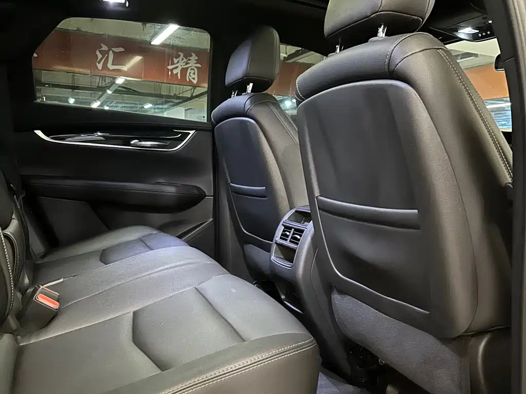 CADILLAC XT5 2022