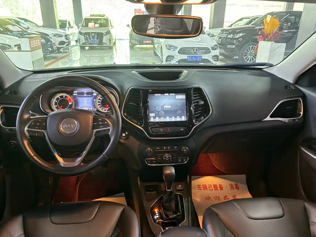 JEEP CHEROKEE 2021
