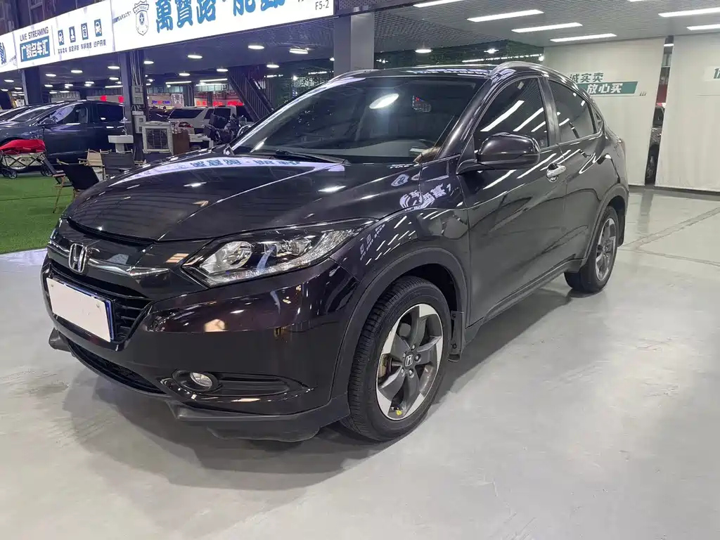 HONDA VEZEL 2015