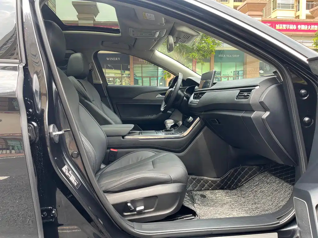 HONGQI H5 2021