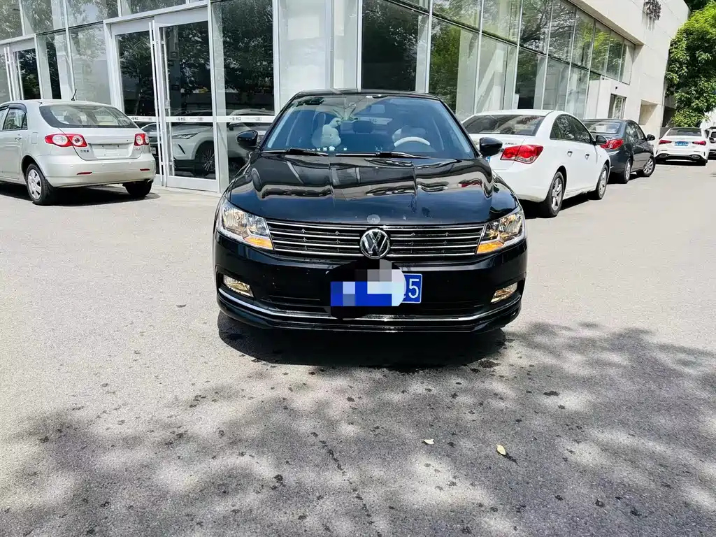 VOLKSWAGEN LAVIDA 2018