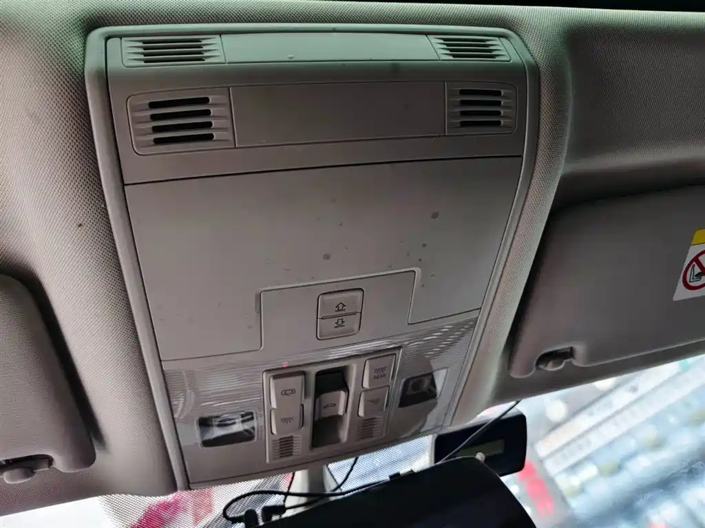 VOLKSWAGEN MAGOTAN 2020