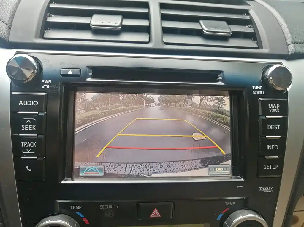 TOYOTA CAMRY 2012