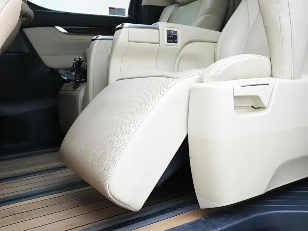 TOYOTA ALPHARD 2018