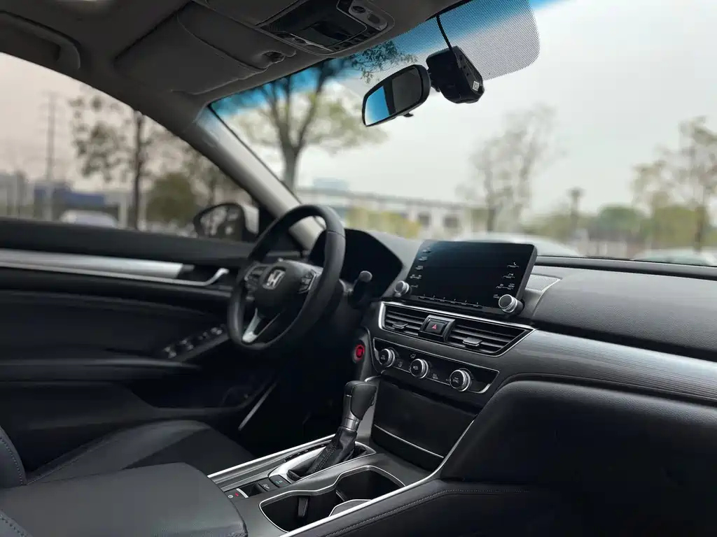 HONDA ACCORD 2020