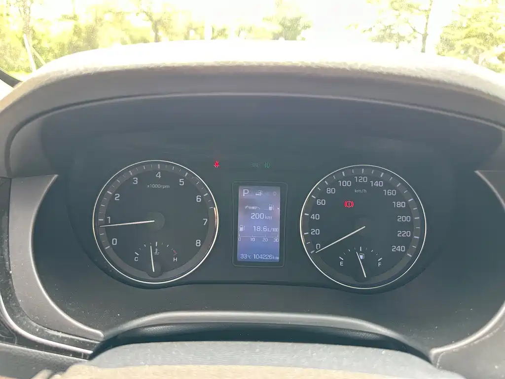 HYUNDAI MISTRA 2016