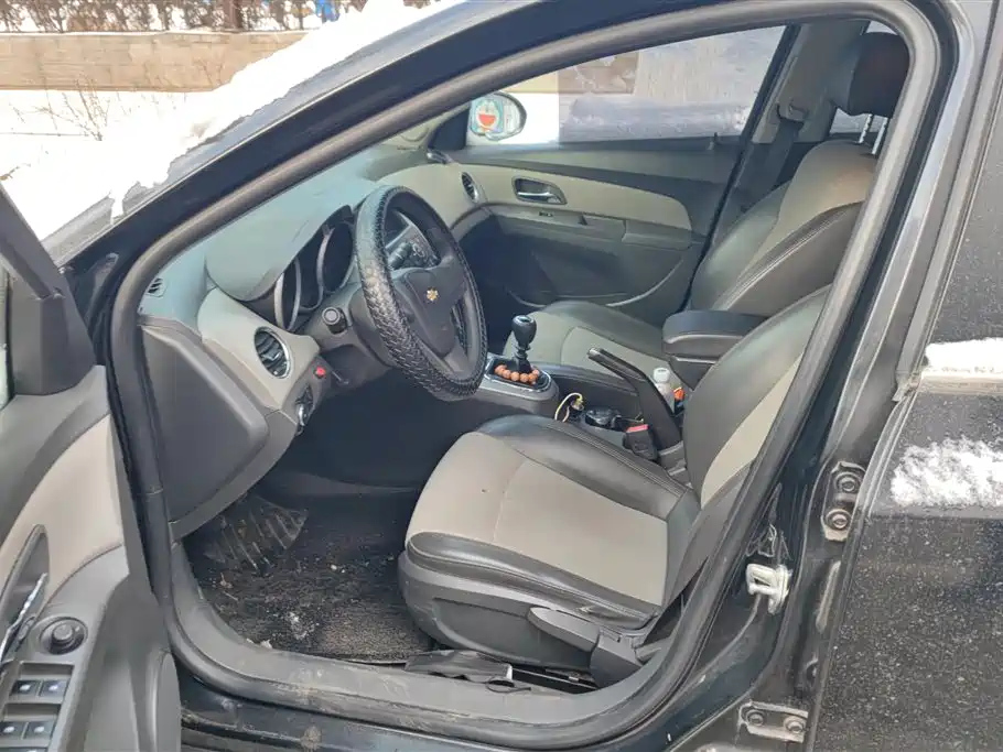 CHEVROLET CRUZE 2013