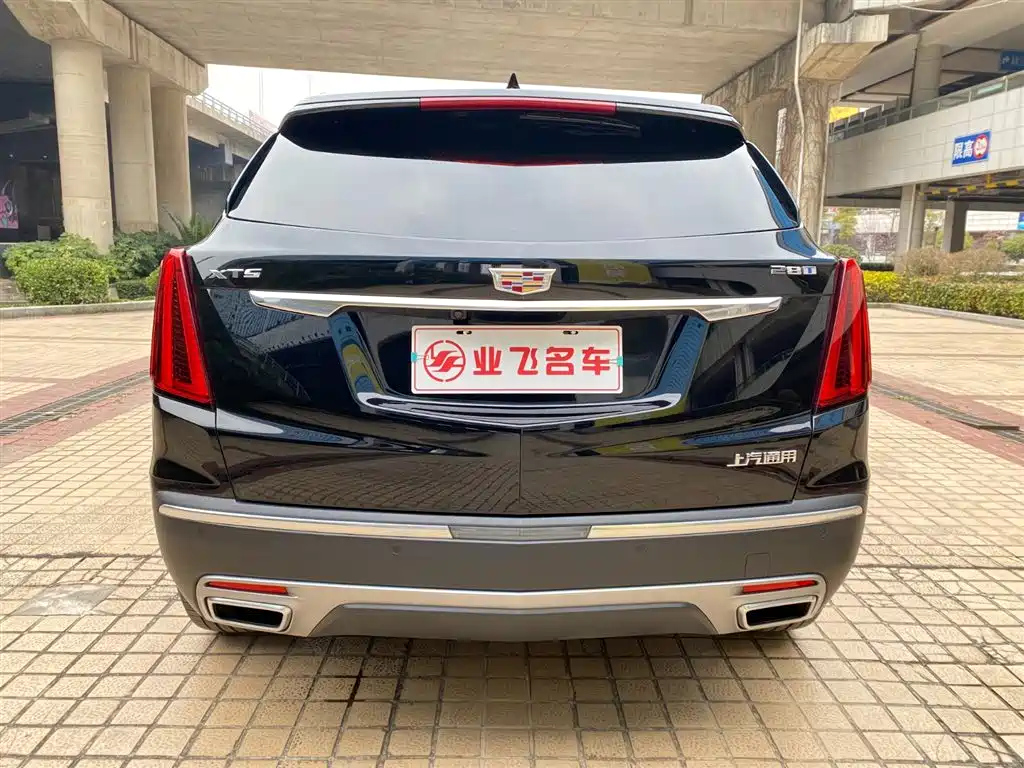 CADILLAC XT5 2022