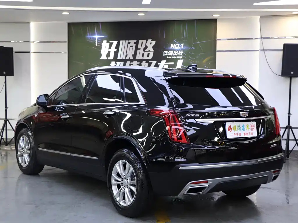 CADILLAC XT5 2022