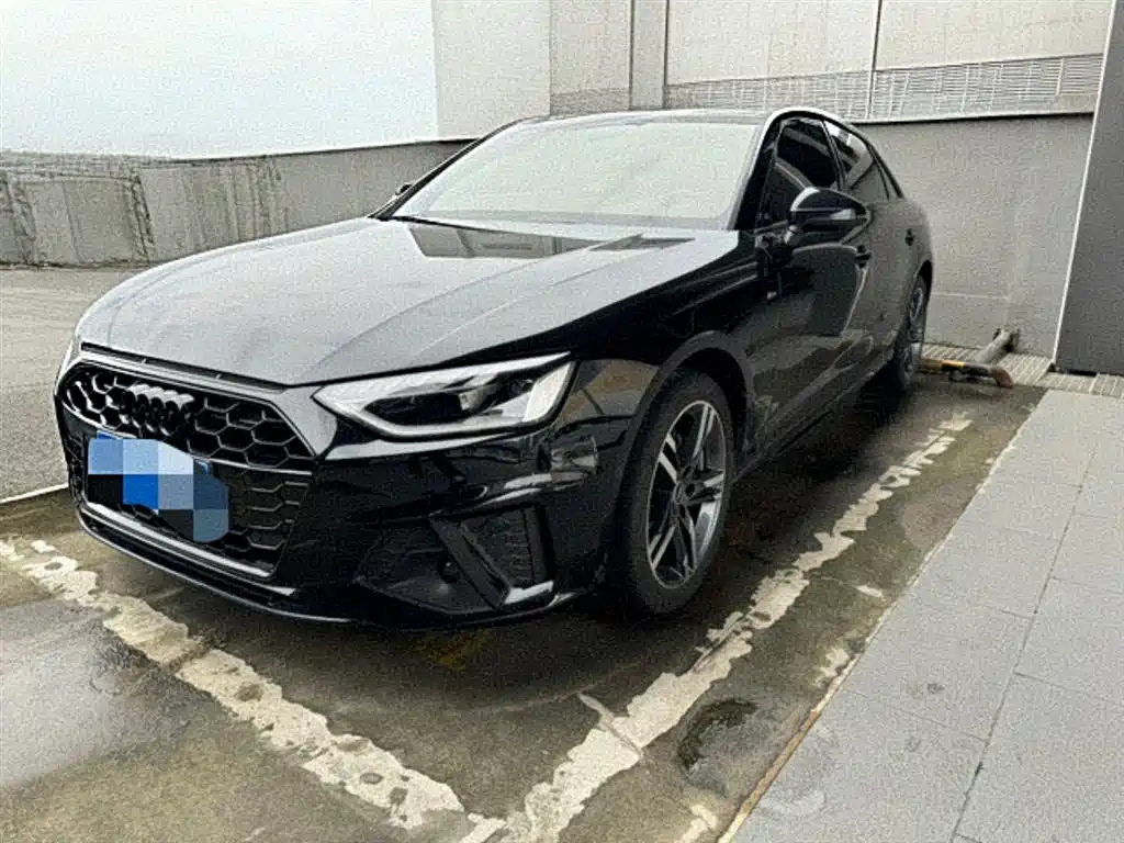 AUDI A4L 2022