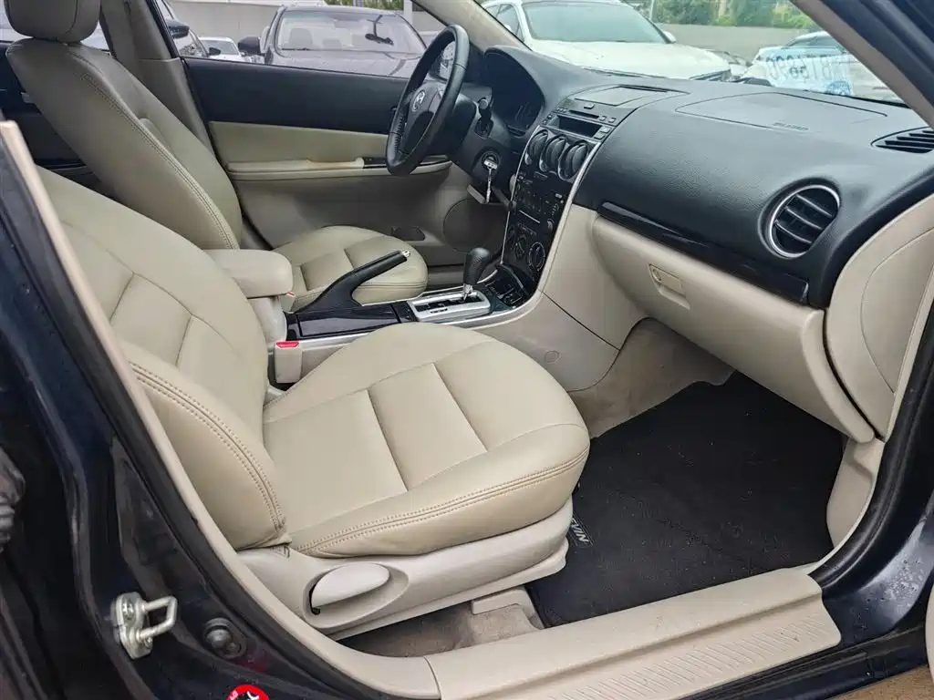 MAZDA 6 2010