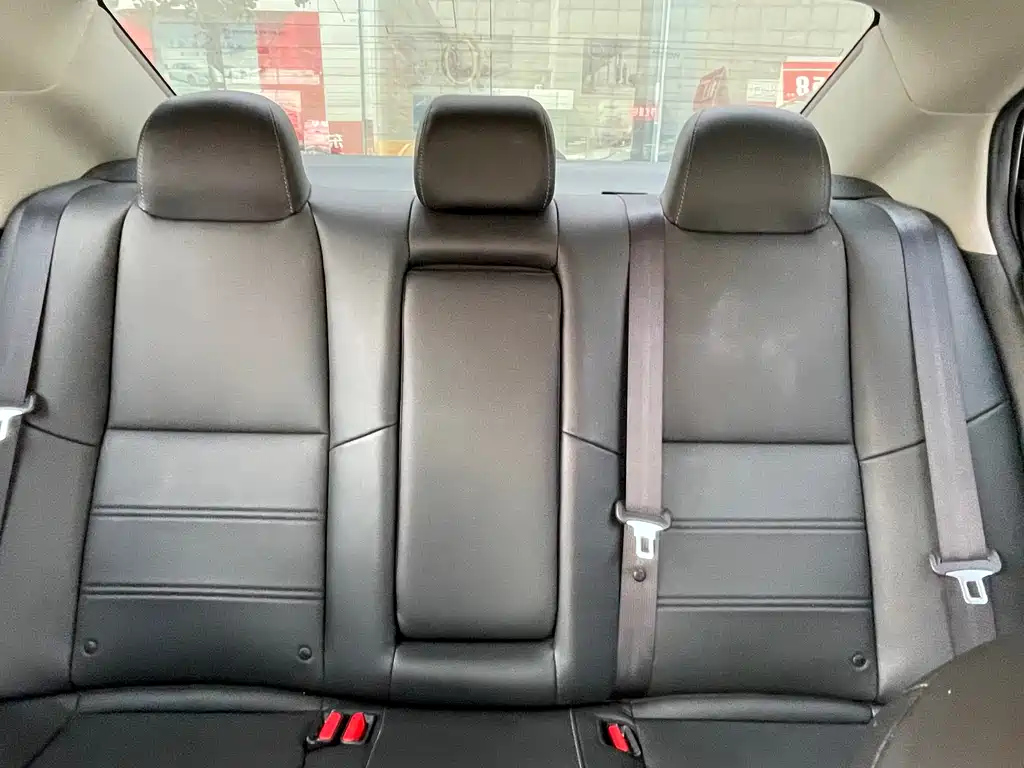 NISSAN SYLPHY 2021