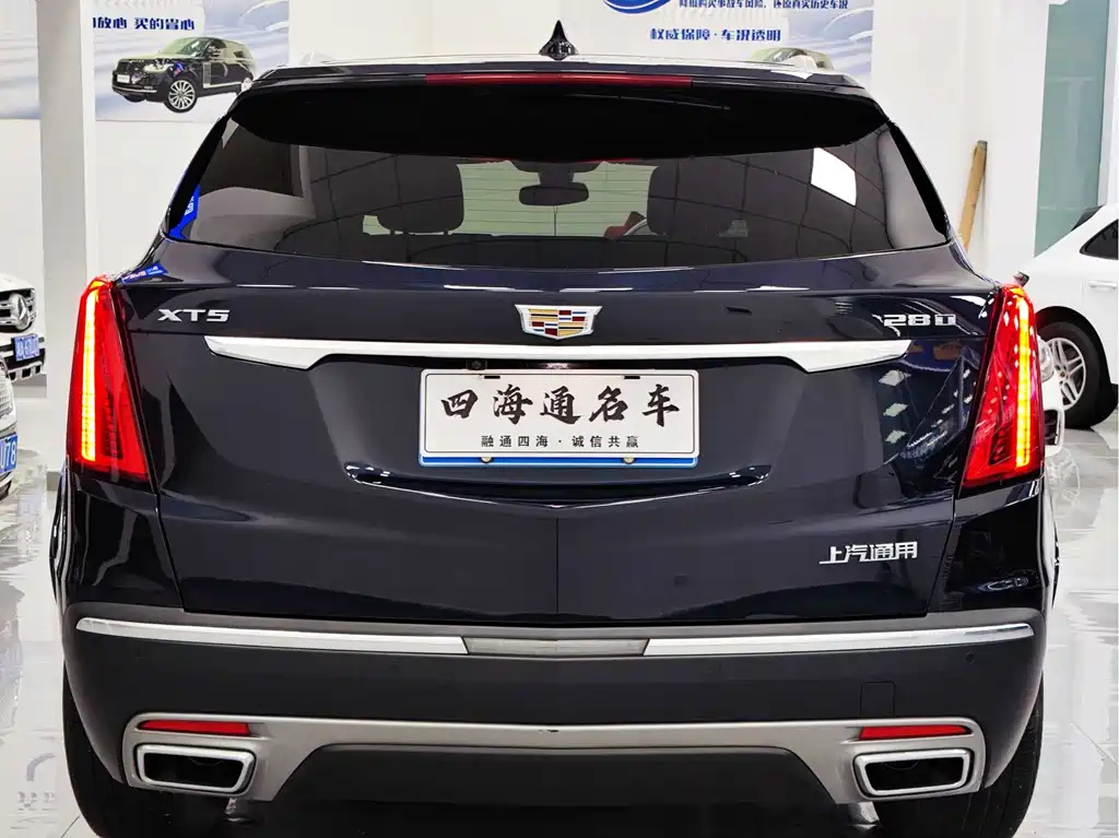 CADILLAC XT5 2021