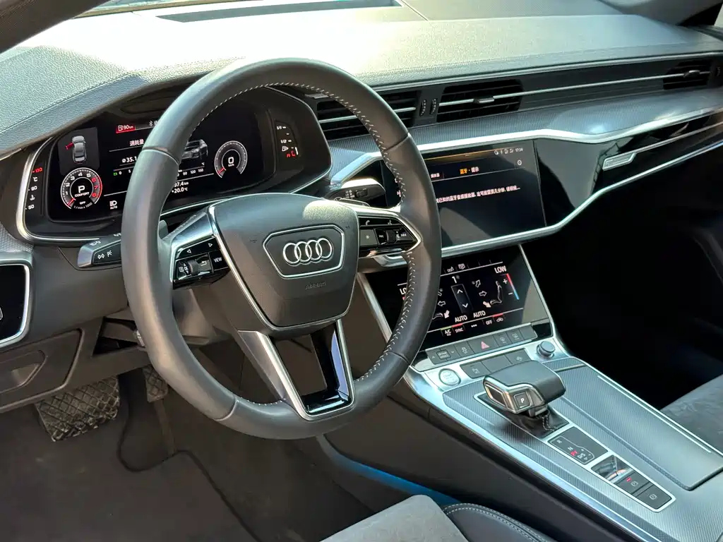 AUDI A6L 2020