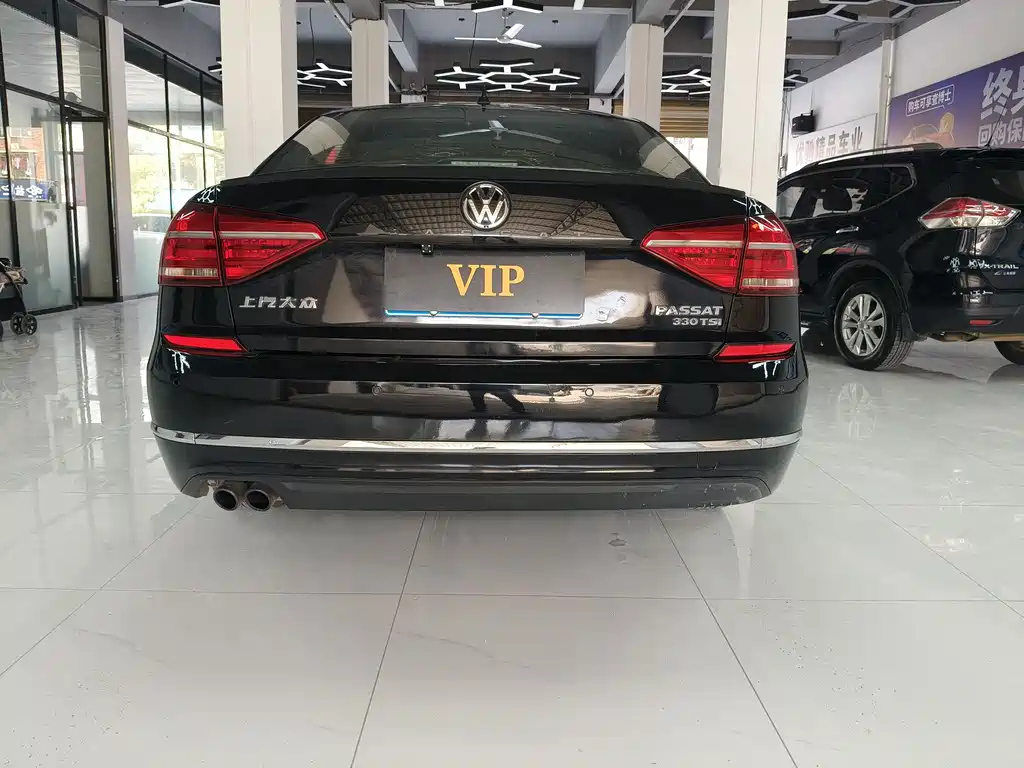 VOLKSWAGEN PASSAT 2016