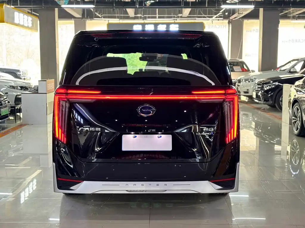 TRUMPCHI M8 2023