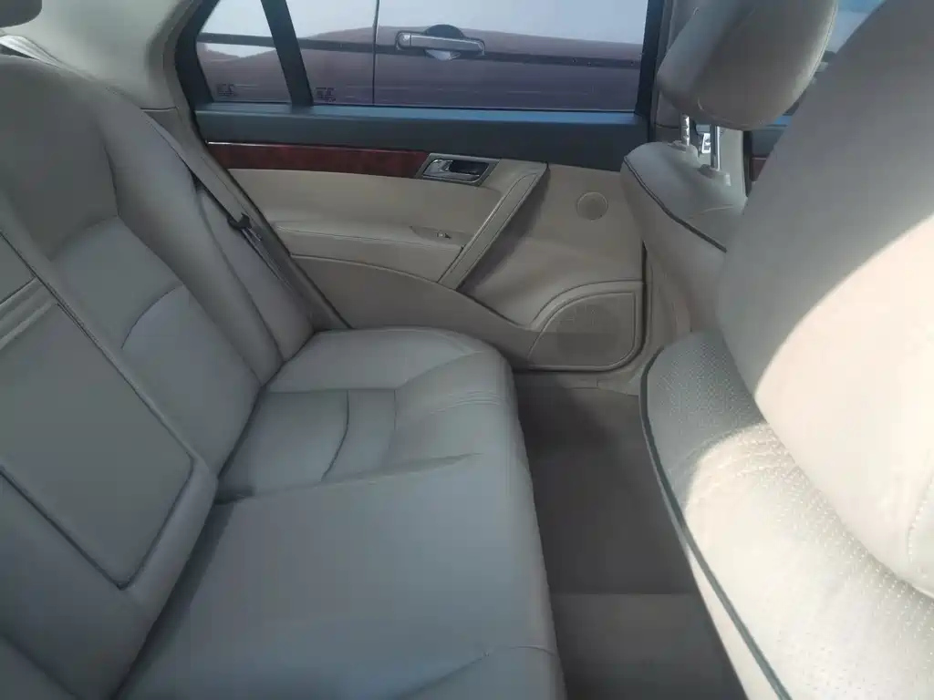 ROEWE 750 2008