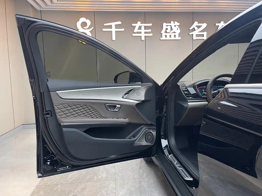 BYD HAN 2023