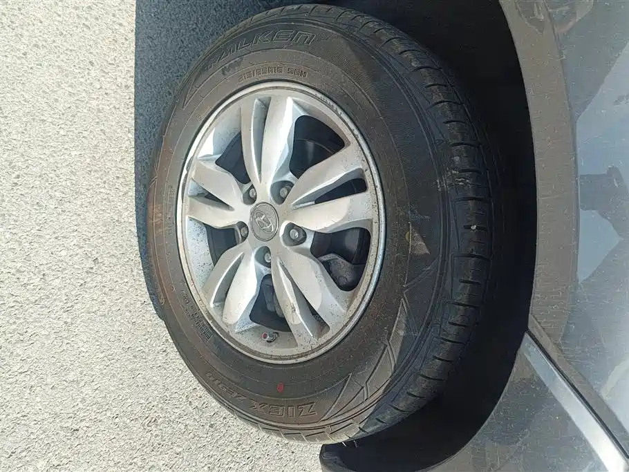HYUNDAI TUCSON 2012