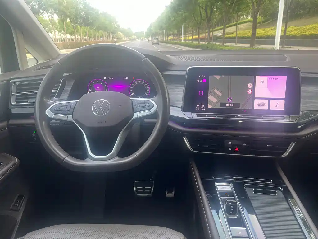 VOLKSWAGEN VILORAN 2022