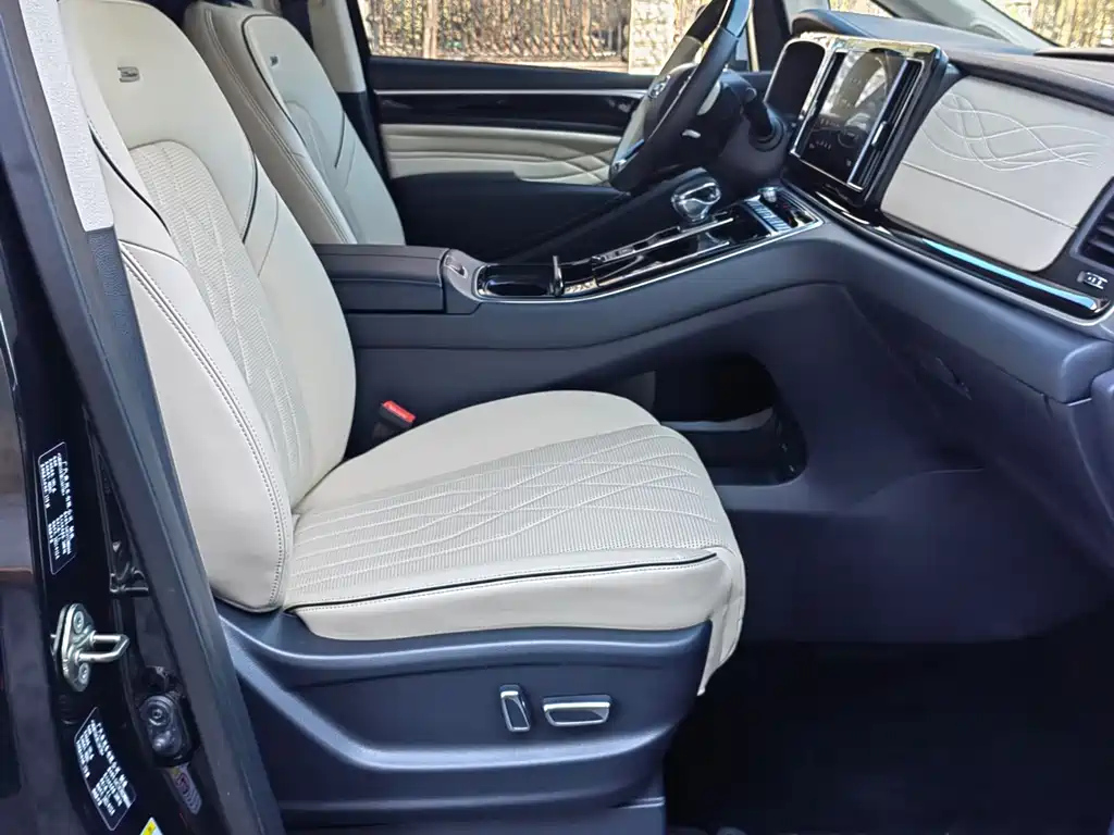 TRUMPCHI M8 2022