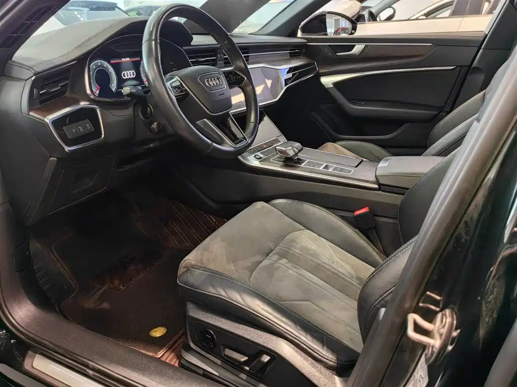 AUDI A6L 2022